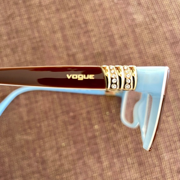 Vogue Eyewear - Picture 5 of 9